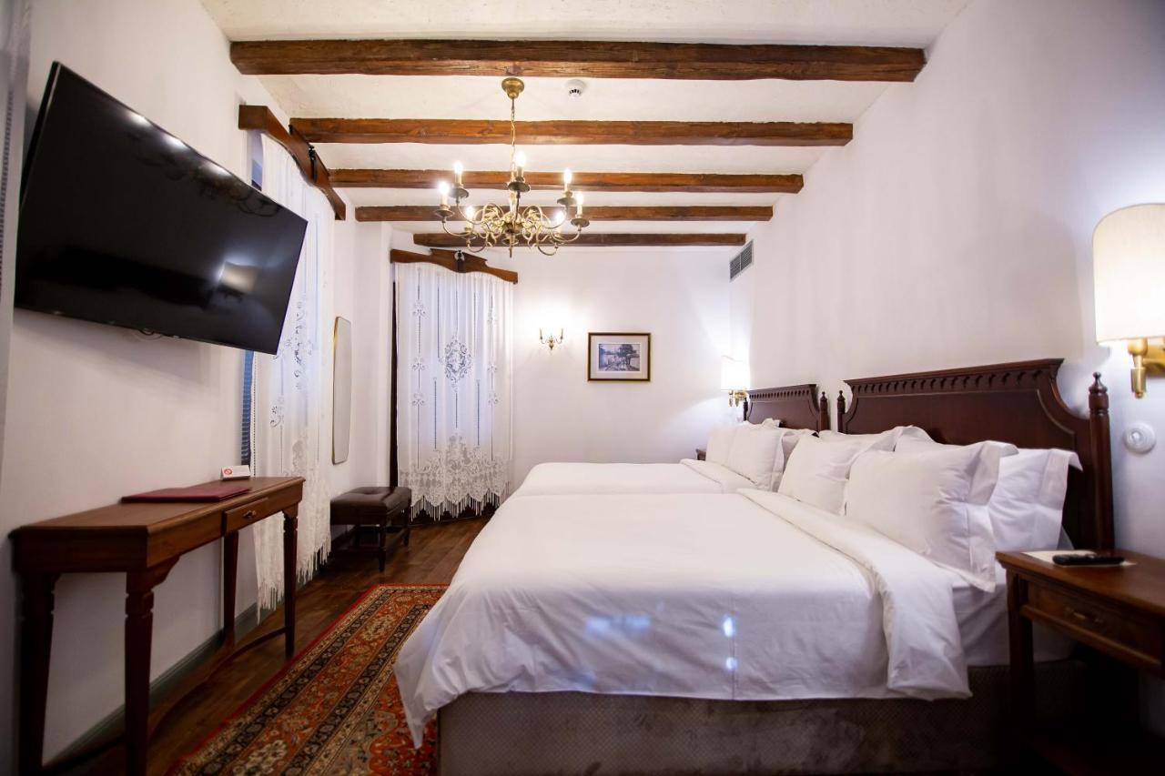 Vila Ebel Hotel Pool & Spa Корча Екстер'єр фото